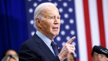 Jon Stewart, 'Pod Save America' question Biden's health in wake of 'Original Sin' book