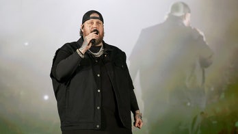 Jelly Roll drops nearly 200 pounds, sets sights on sky-high goal